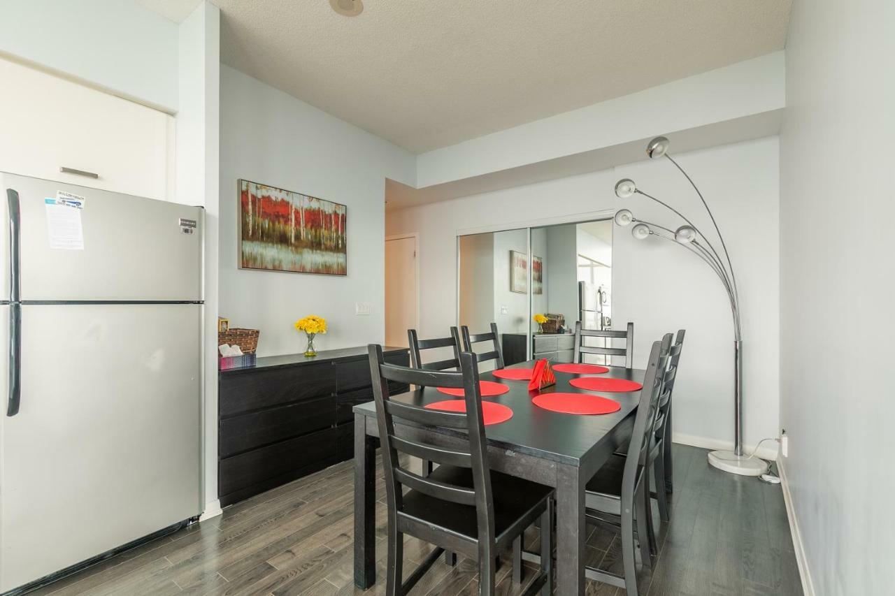 Unbelievable Penthouse View With 3 Bedrooms Toronto Eksteriør billede